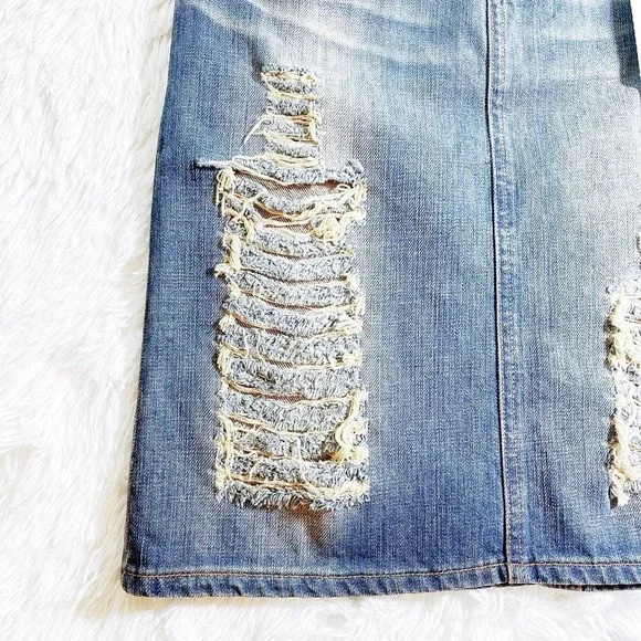 Dolce & Gabbana Ripped Denim Skirt Medium Blue Size 24 - Picture 9 of 13